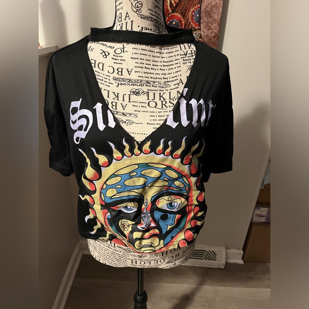 Sublime V Neck Cut Out Crop Top